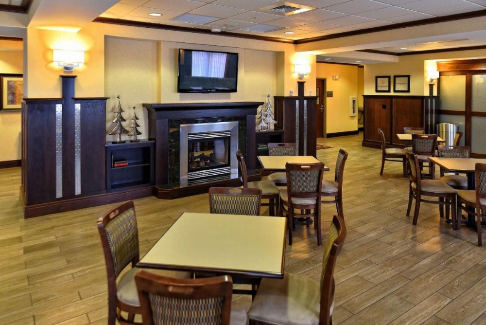 Hampton Inn By Hilton Geneseo Image 25